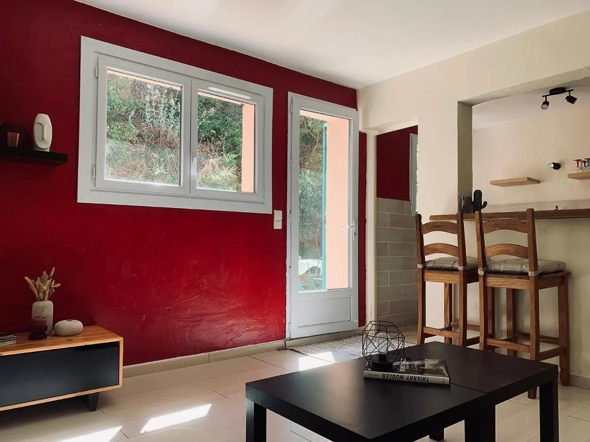 Maison La Source Saint-Peire-sur-Mer Apartment